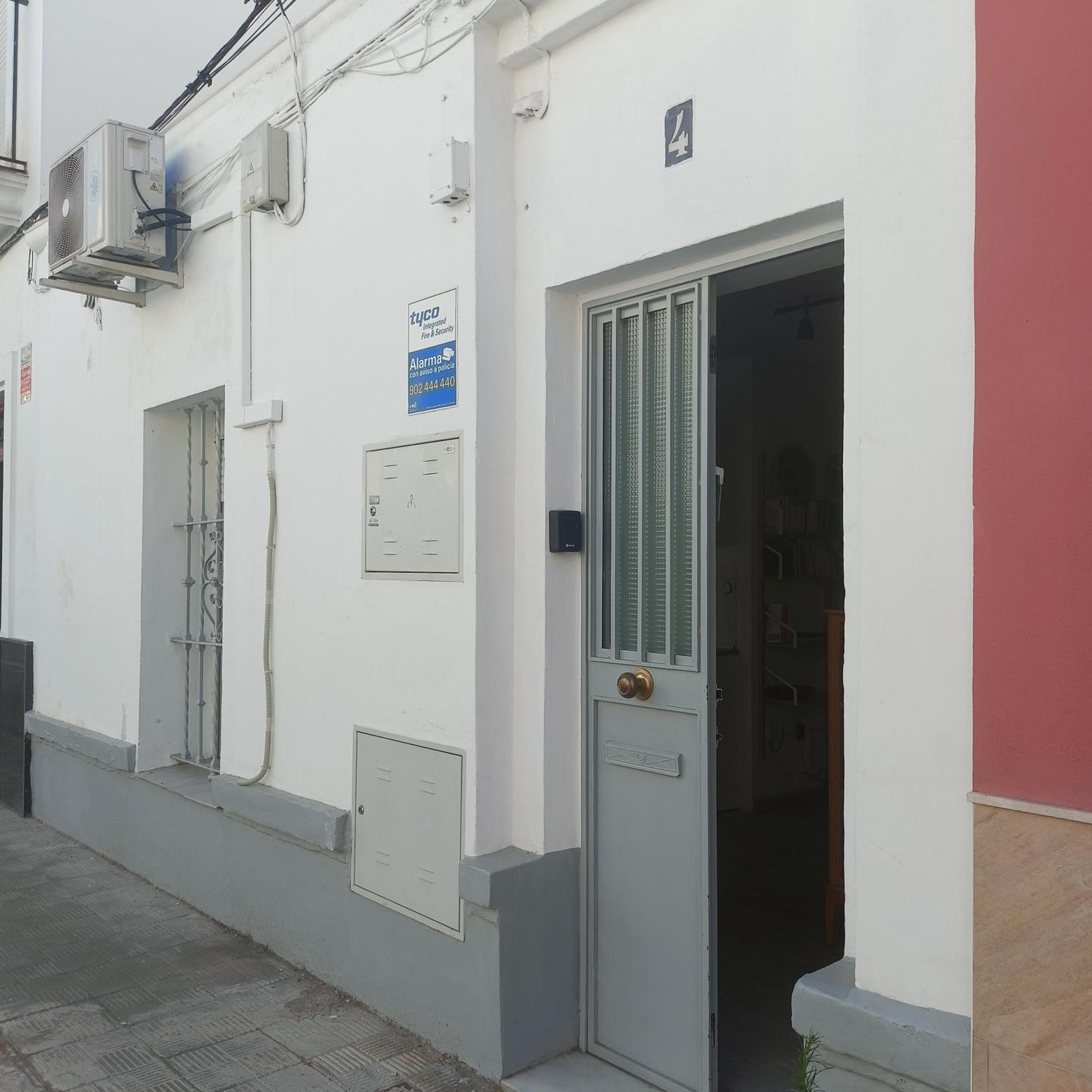 La Casa De Los Viajantes เซบีญา ภายนอก รูปภาพ